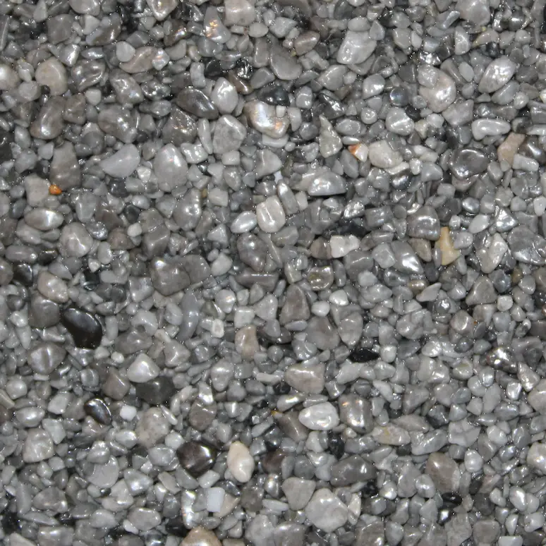 Dekorativer Belag aus Naturquarz: Steinteppich-Farbe Naturgrau - Grau 50/50 von Ketterer Fautz Sanierungen GmbH.