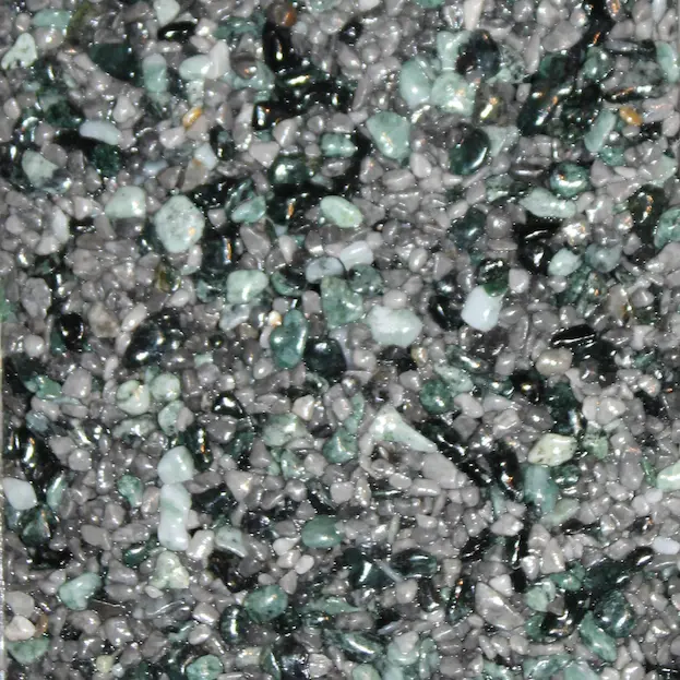 Marmorstein-Muster und Farben für den Steinteppich in der Ausführung Verde 50/50.
